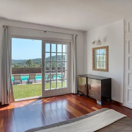 Vila Casa Pinol