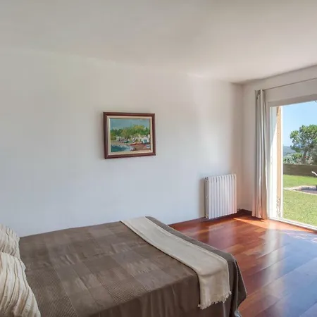 Vila Casa Pinol